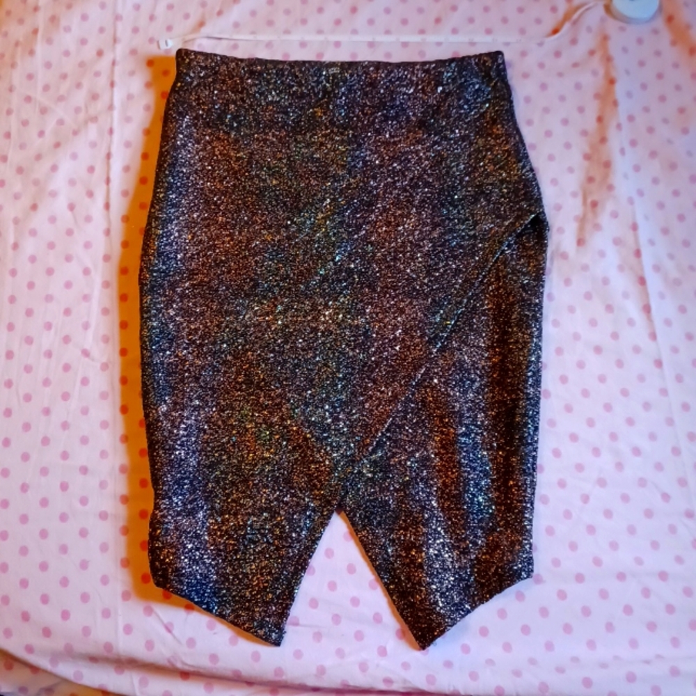 Asymmetrical skirt